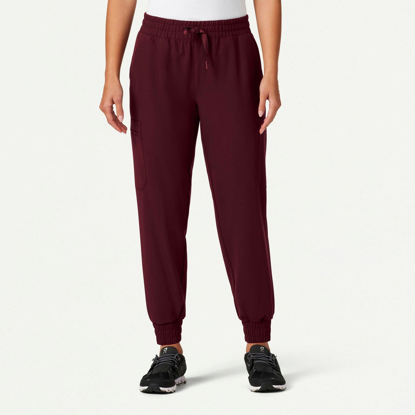 Women’s Classic Fit Utility Jogger Scrub Pants with Multiple Pockets and Tapered Cuffs