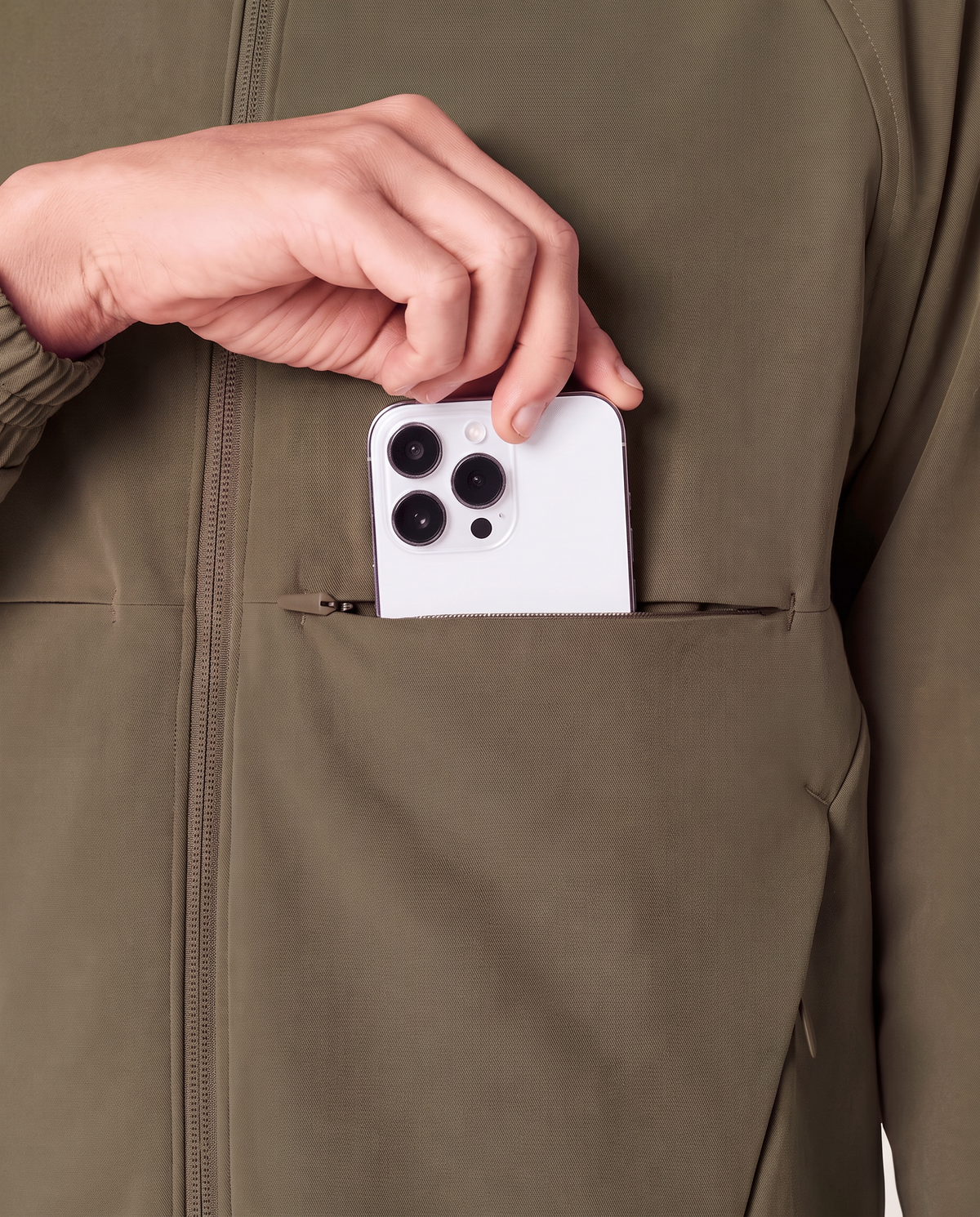 Modern Scrub Jacket Olive