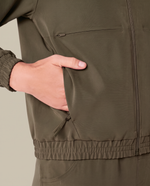 Modern Scrub Jacket Olive