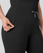 Curved High-Rise Flare Scrub Legging Black