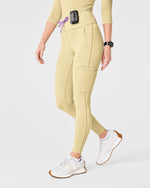 High-Rise Scrub Legging Butter Yellow
