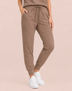 Women's 6-Pocket Jogger Scrub Pant Mocha