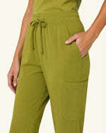 Women's 6-Pocket Jogger Scrub Pant Avocado
