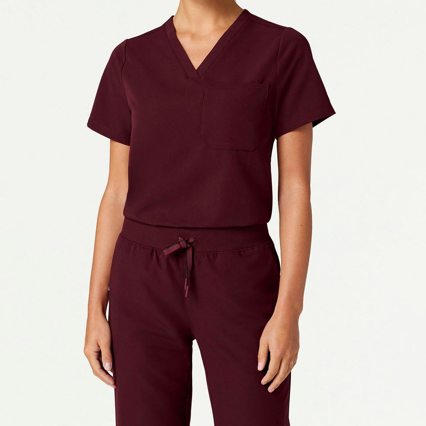 Women’s Classic Fit V-Neck Scrub Top with 1 Chest Pocket