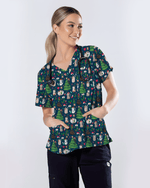 Merry Xmas Cat Nurse Festive Scrub Top - Scrubloop