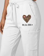 Personalized Job Title And Year Nurse Heart Leopard Pattern Women's One-Pocket V-neck Scrub Set - Scrubloop