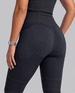 Seamless Sculpt Scrub Legging Black - Scrubloop