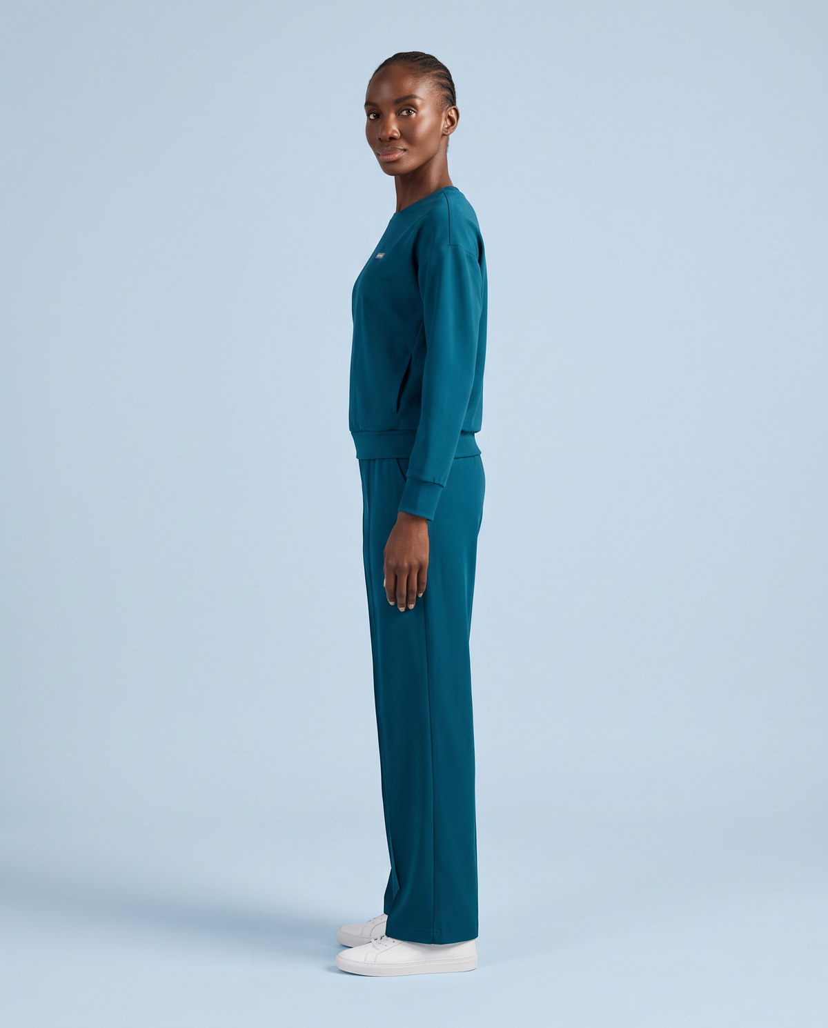 Long-Sleeve Crew-Neck Top Caribbean Blue