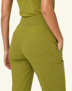 Women's 6-Pocket Jogger Scrub Pant Avocado - Scrubloop