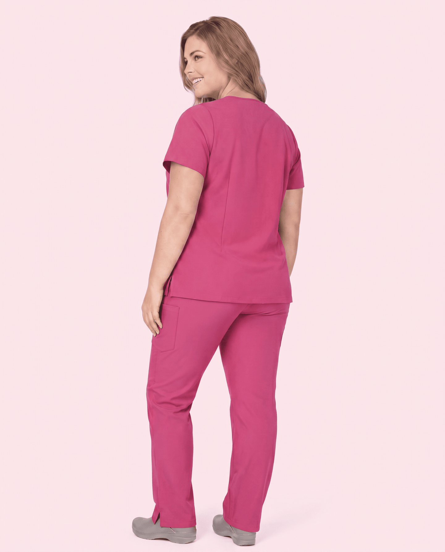 Women's 6-Pocket V-neck Top Wild Berry - Scrubloop