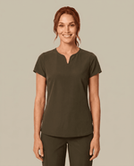 Women's Curved V-neck Top Olive - Scrubloop