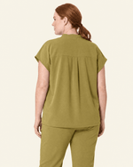 Women's Mandarin Dolman Top Avocado - Scrubloop
