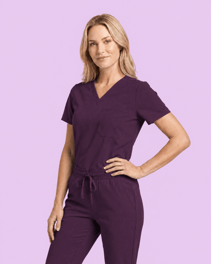 Women's Slim One-Pocket V-neck Top Deep Eggplant