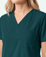 Women's Slim One-Pocket V-neck Top Midnight Green - Scrubloop