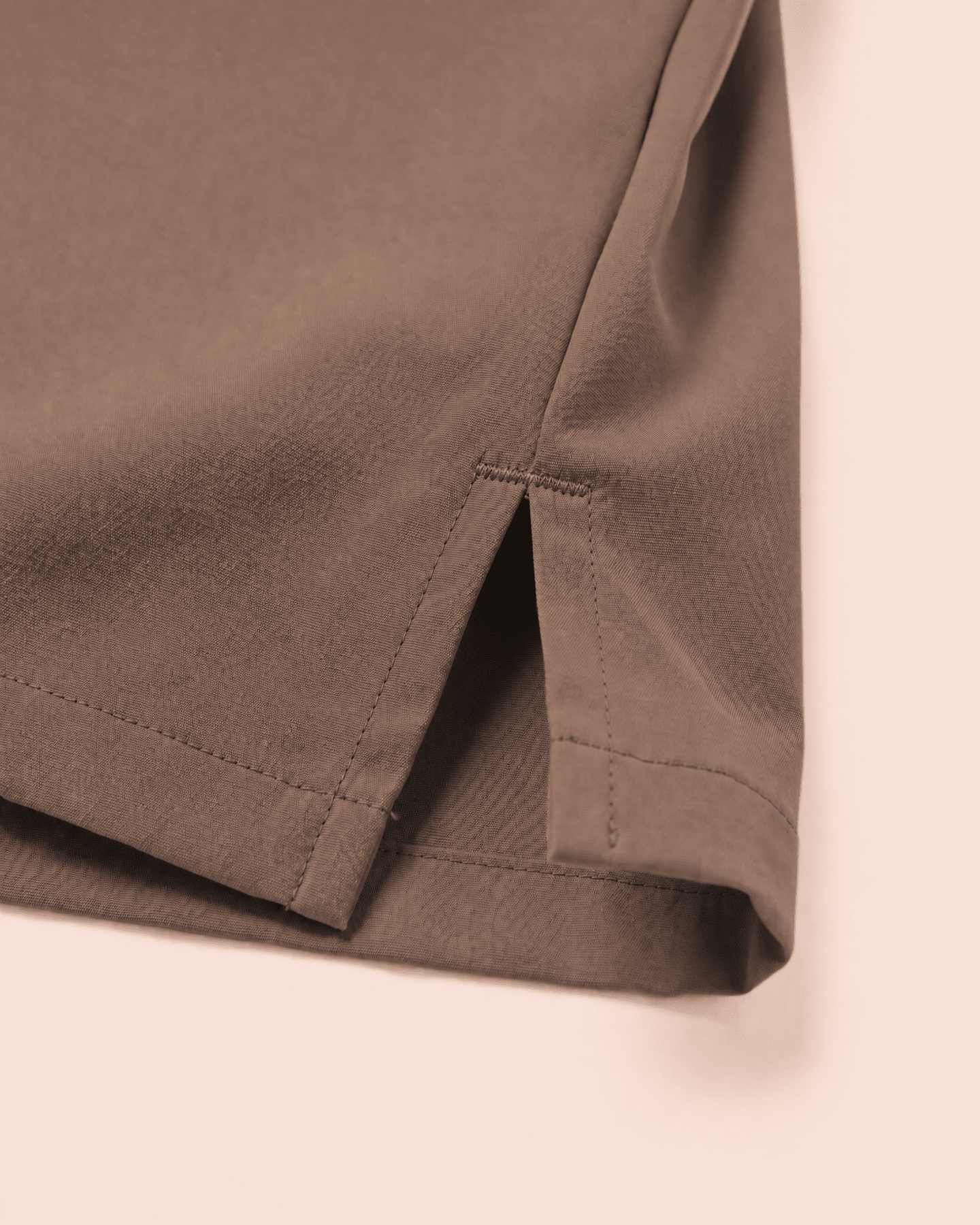 Women's Slim One-Pocket V-neck Top Mocha - Scrubloop